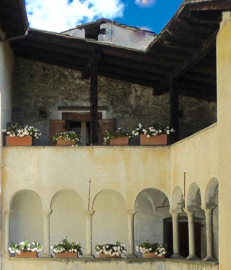דירות San Bernardo  Il Granaio Di Palazzo Guicciardi מראה חיצוני תמונה